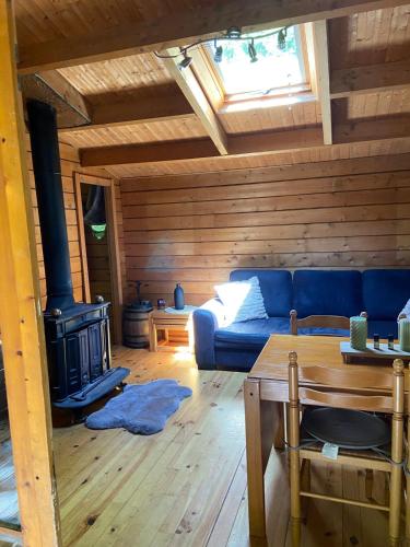 Refuge Nature - Chalet avec Terrasse vue forêt (Refuge Nature - Chalet avec Terrasse vue foret) in Thury