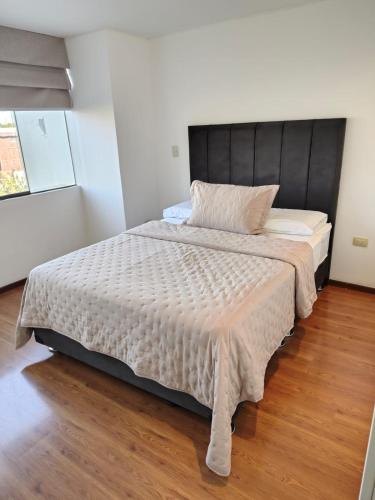 Apartment in private development with gym included, Arequipa (foto 3)