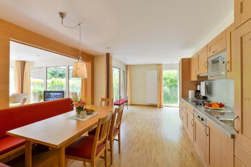 ห้องครัว, Allegra Wohlfuhl Appartements in ใจกลางเมืองบรันด์