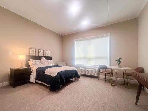 414 Modern Brand New Studio Apartment