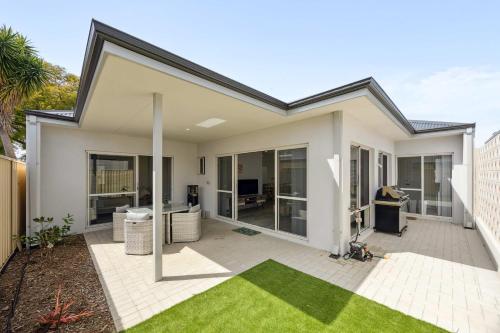 Quenda Villa 3Br 3bath in 坎寧韋爾