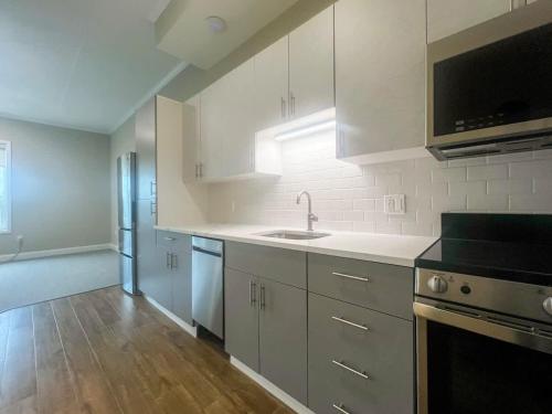 408 Modern Brand New Studio Apartment in South River