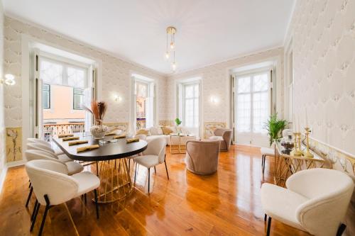 Luxury 5br Apt Castle Views In Heartoflisbon