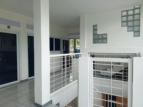 Balcony/terrace, JS Sentul City Syariah near Mount Pancar Hot Spring