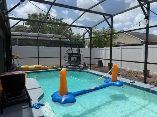 3 bedroom home with private pool photo 2