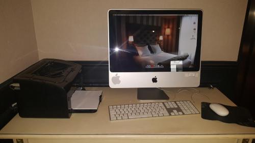 Hotel Saint Cyr Etoile - image 13