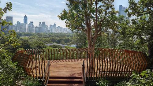 Dusit Thani Bangkok - image 2