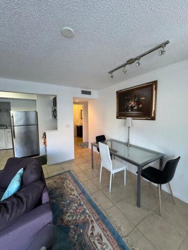 a 4bed2bath cozy apt near UF and Shands