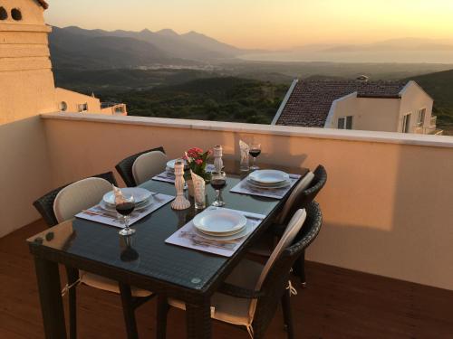  The Pelican Penthouse at Kusadasi Golf Resort in Soğucak