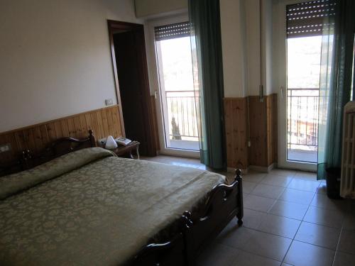 Tourist Hotel - image 4
