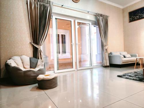 Yoori Hotel