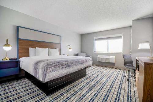 Sleeps 3