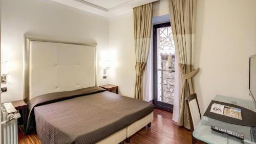 The Strand Hotel - image 7