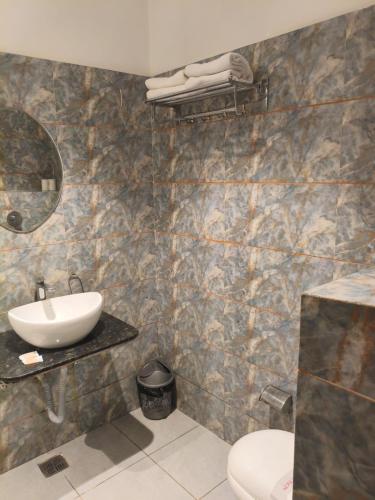 AVI INN Amritsar - image 3