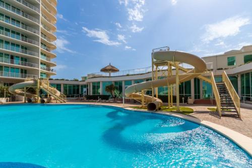 Caribe Resort by Hosteeva - 수영장