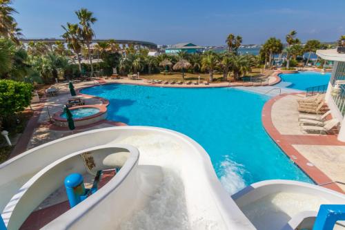 Caribe Resort by Hosteeva - 수영장