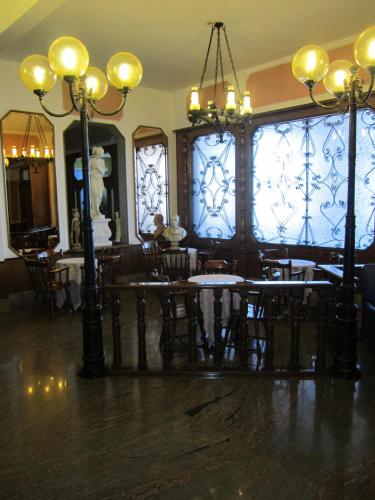 Tourist Hotel - image 8