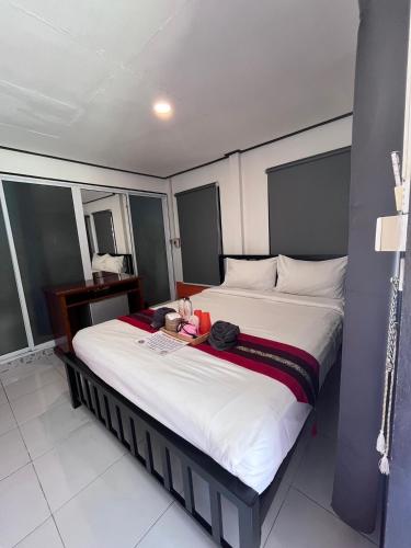 1 queen bed