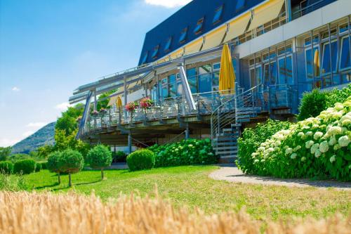 Stausee-Hotel - image 14