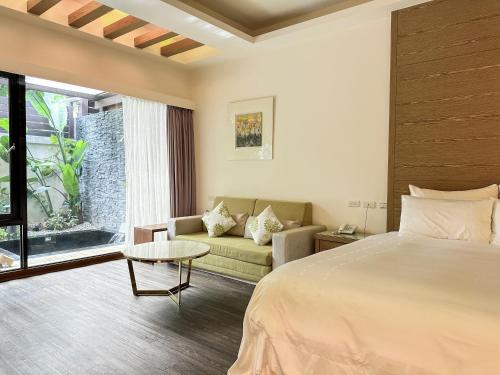 Yage Hotspring House