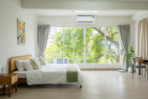 Glow House Sukhumvit 54, Spacious Modern Rooms near BTS On Nut, Bangkok