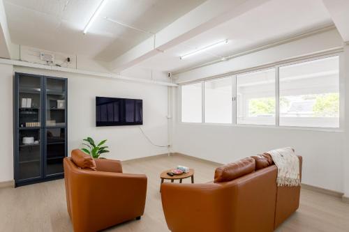 Glow House Sukhumvit 54 - 공용 라운지/TV 시청 구역