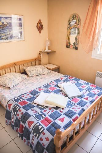 HOLIDAYLAND BAIE DES OLIVIERS VILLA 36m2 1chambre fermée 6 couchages ou VILLA 41M2 2chambres fermées 7 couchages
