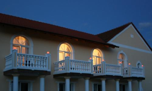 A szálláshely kívülről, Hotel Am Donaubogen in Barbing