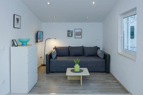 1 double bed, 1 sofa bed