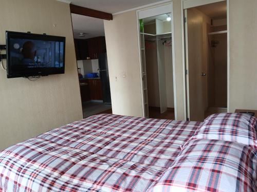 Apartment near to MIRAFLORES, BEACHES & REBAGLIATI HOSPITAL ! Panoramic View,Pool, Gym,Private Park in LINCE, Lima (foto 6)