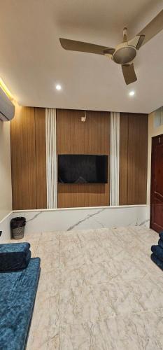 فندق سماء الإمارات (فندق سماء الإمارات) in Aden