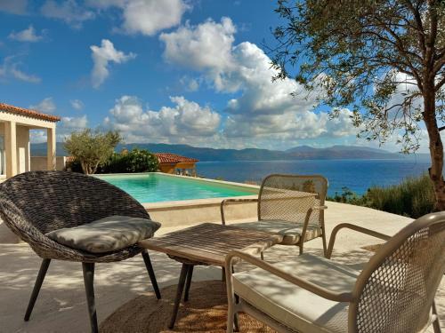 Swimming pool, Villa Casa Bianca Sagone Piscine privee et Vue mer Familiale in Vico