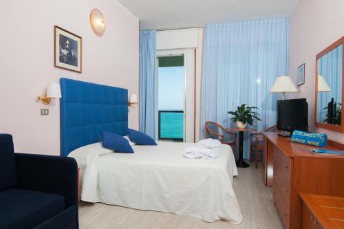 Hotel Majestic - image 11