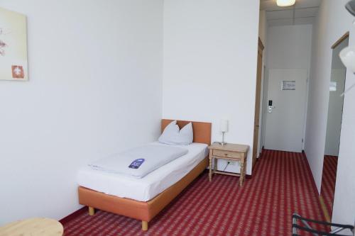 1 twin bed