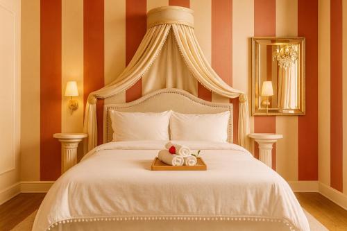Beverly Hills Rodeo Drive Homestay Retreat