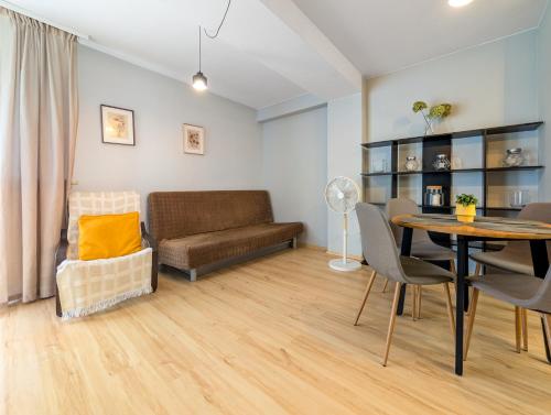 Kniaziewicza Old Town Apartment by BookingHost, Wroclaw