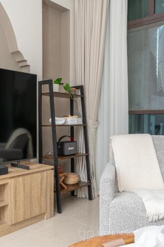 Chic and Spacious 1BR Apartment Steps Away from Burj Khalifa & Dubai Mall, Dubaj (fotografie 9)