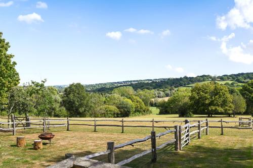 A szálláshely kívülről, The Cow Shed in Withyham