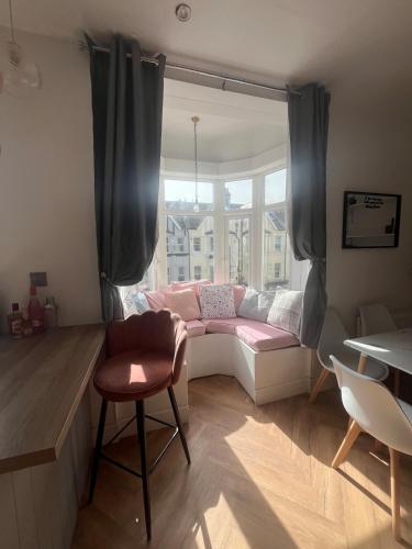 Seaside 3bed 6person Apartment - Perfect Getaway Retreat in Bexhill