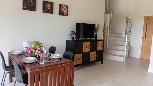 Instalaciones, Korah House in Ocean City