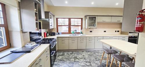 кухня, St Martins Guest House - Rooms Only in Tranent