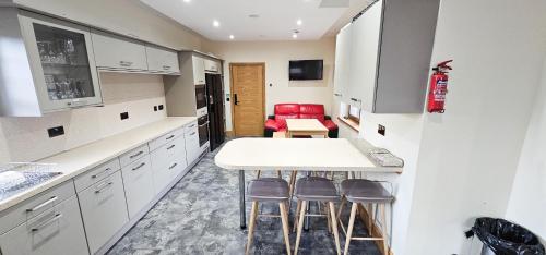 кухня, St Martins Guest House - Rooms Only in Tranent