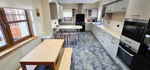 кухня, St Martins Guest House - Rooms Only in Tranent