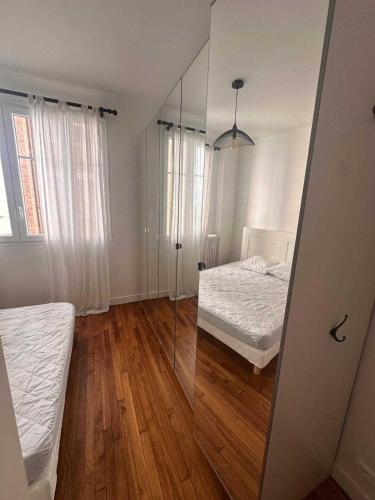 Beautiful Apt 3BR-6P-Paris 17th-Arc de Triomphe - image 4
