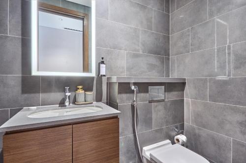 STAY BY LATINEM Luxury 1BR and Study Holiday Home CC 2608 Near Downtown, Dubaï (photo 10)
