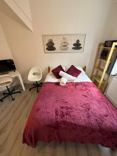 Stylish Studio Flat near Canary Wharf All Bills Included, Лондон (фото 3)