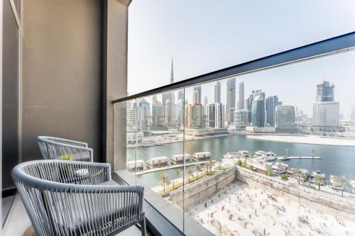 Burj Khalifa and Dubai Canal Views, Minutes from Downtown Dubai, Convenient Metro Access - 15 Northside Tower 2, Business Bay by Deluxe Holiday Homes, Dubai (photo 9)