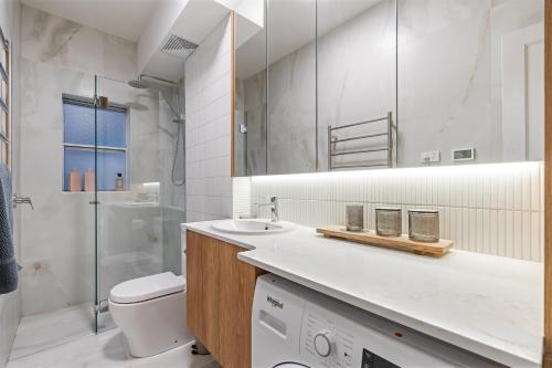 North Sydney Nook - Chic and Comfortable - image 13