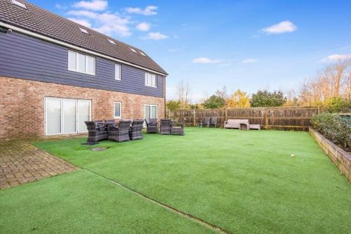 Double Room With Private Bathroom in Chatham in Rochester