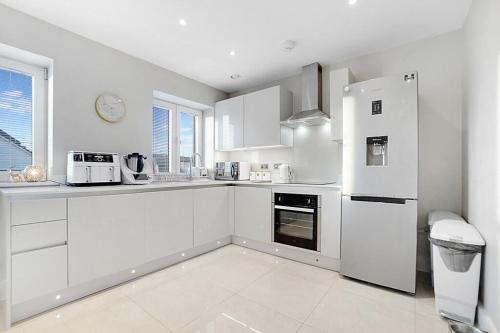 Double Room With Private Bathroom in Chatham in Rochester